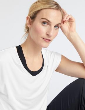 Kadın Beyaz V Yaka Yoga Bluzu