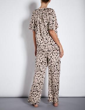 Kadın Pembe Saten Desenli Pijama Takımı