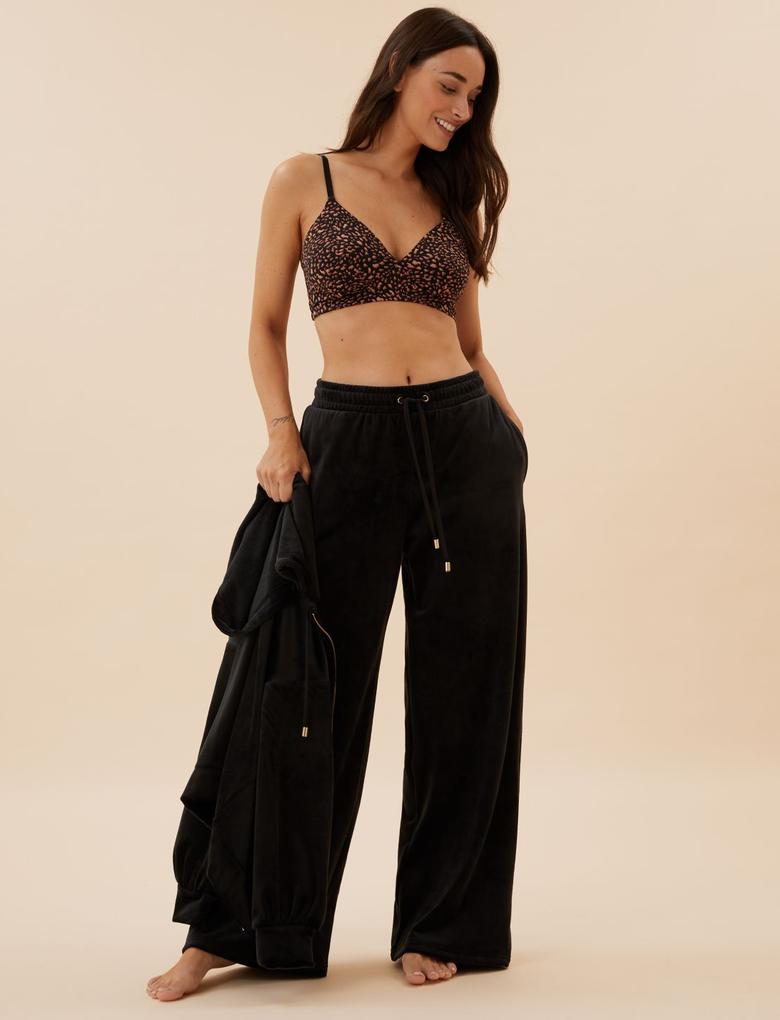 Kadın Siyah Flexifit™ Geniş Paça Kadife Pijama Altı
