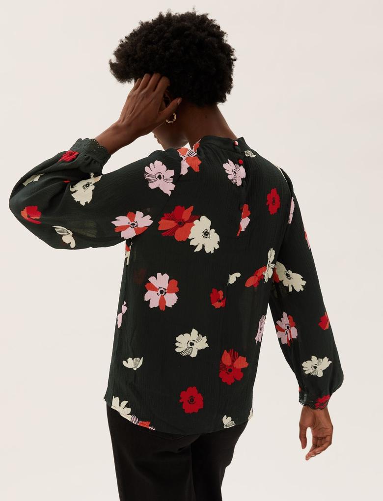 Kadın Siyah Çiçek Desenli Uzun Kollu Bluz