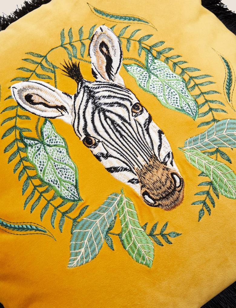 Ev Sarı Zebra Desenli Kadife Yastık
