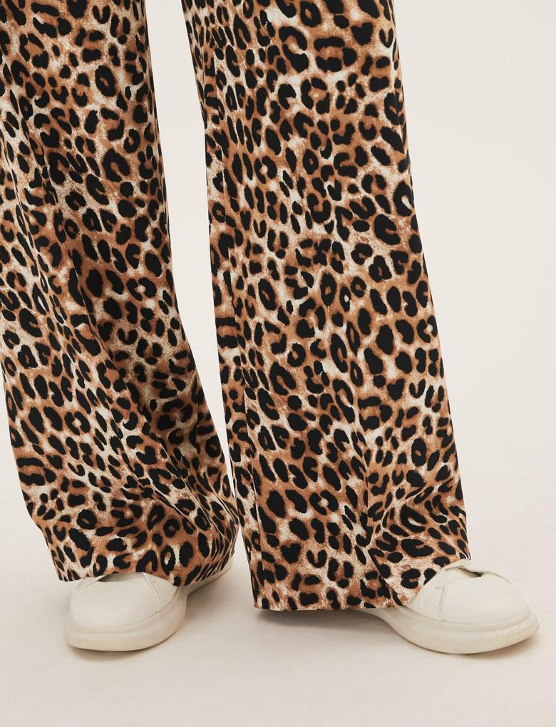 Kadın Siyah Leopar Desenli Wide Leg Pantolon